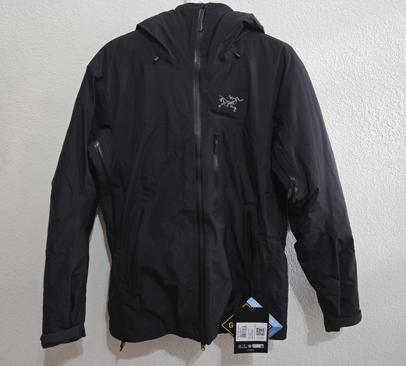 Arc'teryx Other - Arc'teryx Beta Jacket